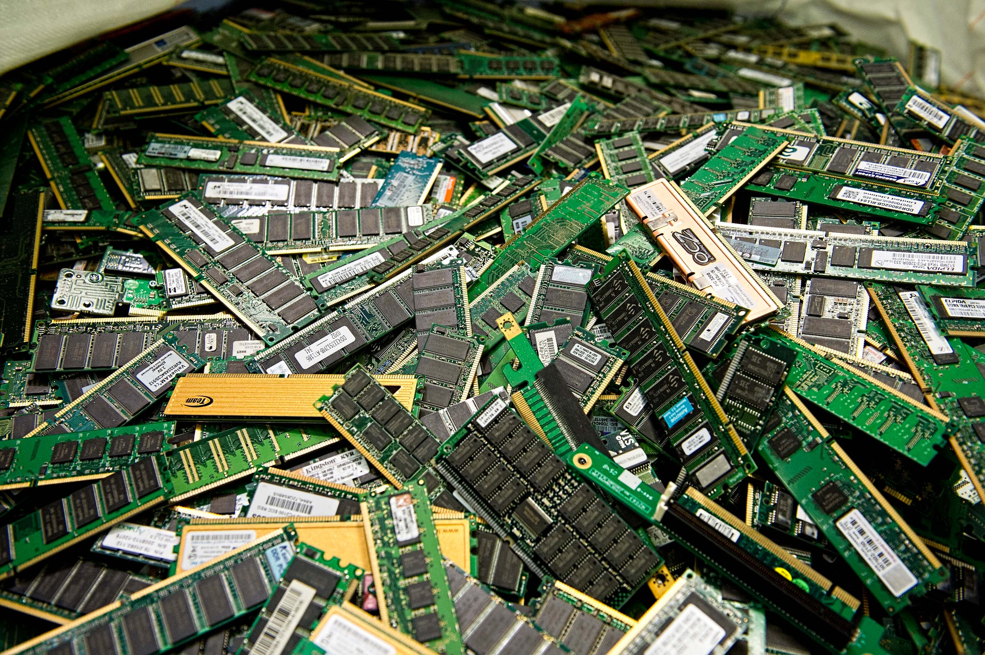 Circuit boards to be recycled