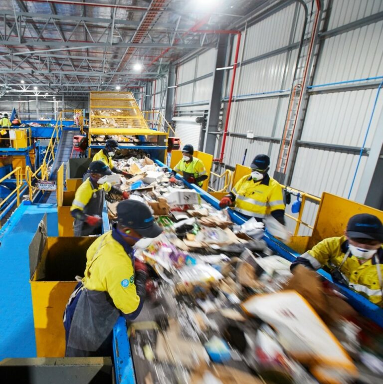 Cleanaway’s Perth MRF wins the 2021 Star Award for Team Cleanaway